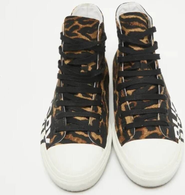 Burberry Vintage Pre-owned Canvas sneakers Brown Heren