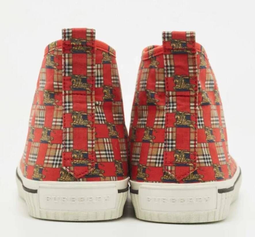 Burberry Vintage Pre-owned Canvas sneakers Red Dames