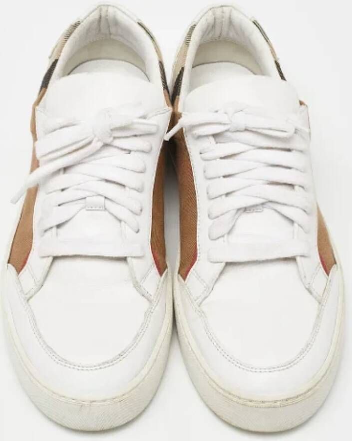 Burberry Vintage Pre-owned Canvas sneakers White Dames