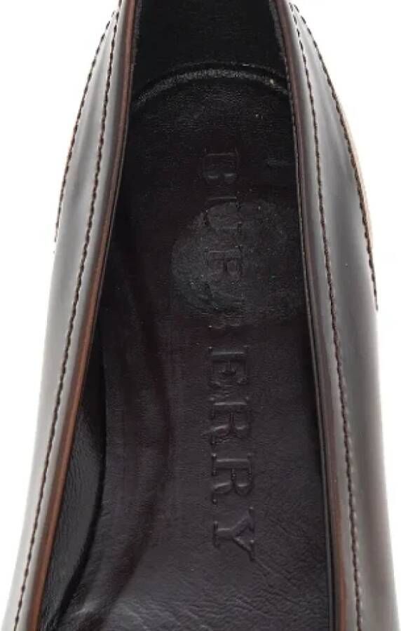 Burberry Vintage Pre-owned Coated canvas flats Brown Dames