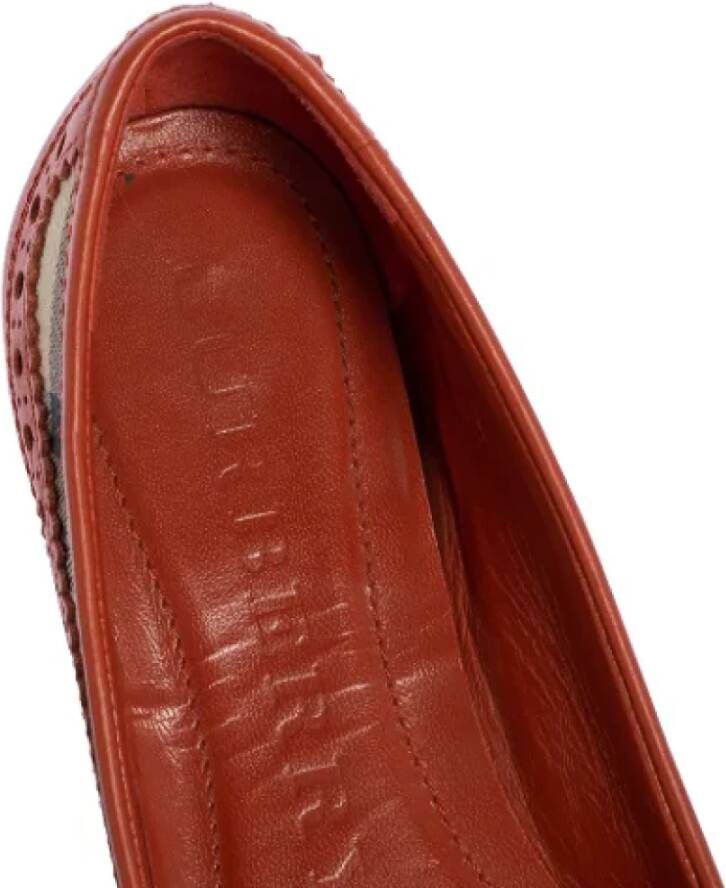 Burberry Vintage Pre-owned Coated canvas flats Orange Dames