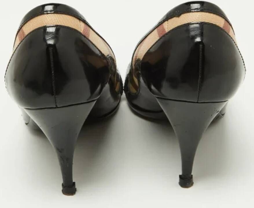 Burberry Vintage Pre-owned Coated canvas heels Black Dames