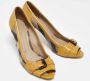 Burberry Vintage Pre-owned Coated canvas heels Yellow Dames - Thumbnail 4