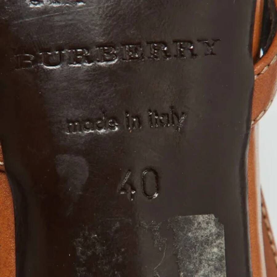 Burberry Vintage Pre-owned Coated canvas sandals Brown Dames