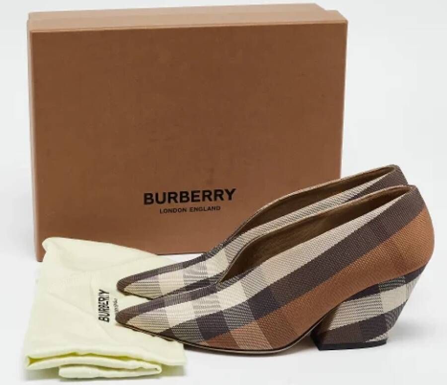 Burberry Vintage Pre-owned Fabric heels Multicolor Dames