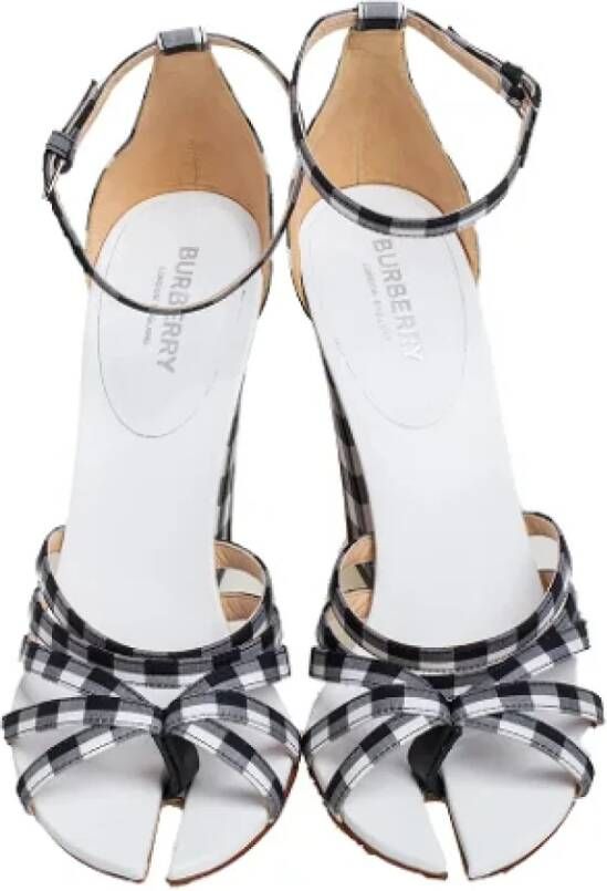 Burberry Vintage Pre-owned Fabric sandals Black Dames