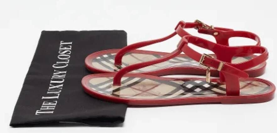 Burberry Vintage Pre-owned Fabric sandals Red Dames