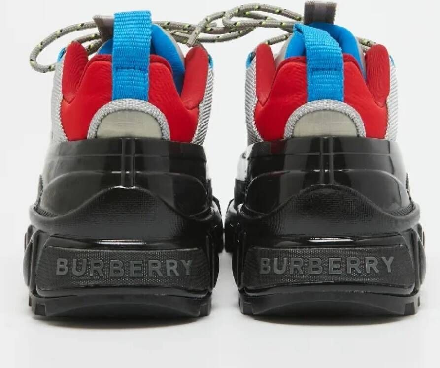 Burberry Vintage Pre-owned Fabric sneakers Multicolor Dames
