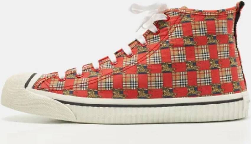 Burberry Vintage Pre-owned Fabric sneakers Red Dames