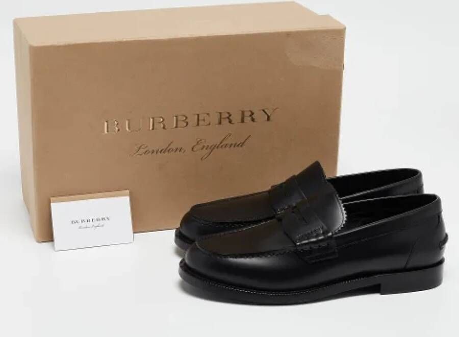 Burberry Vintage Pre-owned Leather flats Black Dames