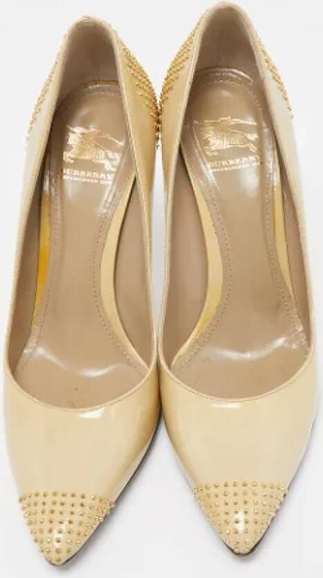 Burberry Vintage Pre-owned Leather heels Beige Dames