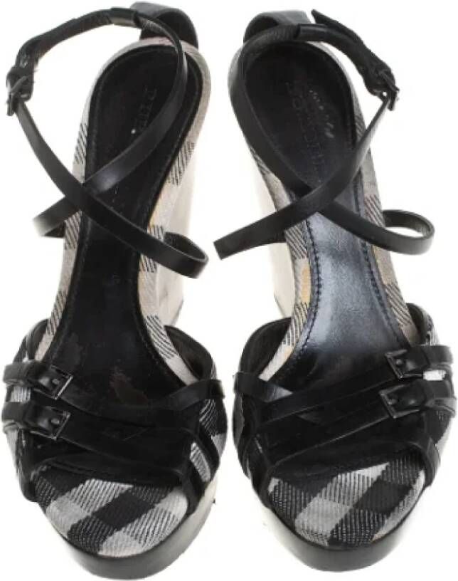 Burberry Vintage Pre-owned Leather sandals Black Dames