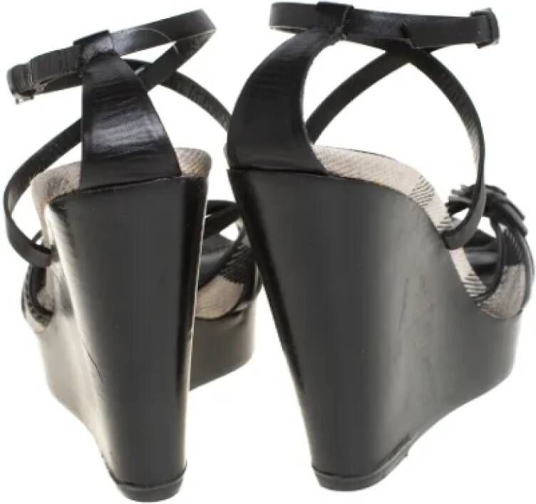 Burberry Vintage Pre-owned Leather sandals Black Dames