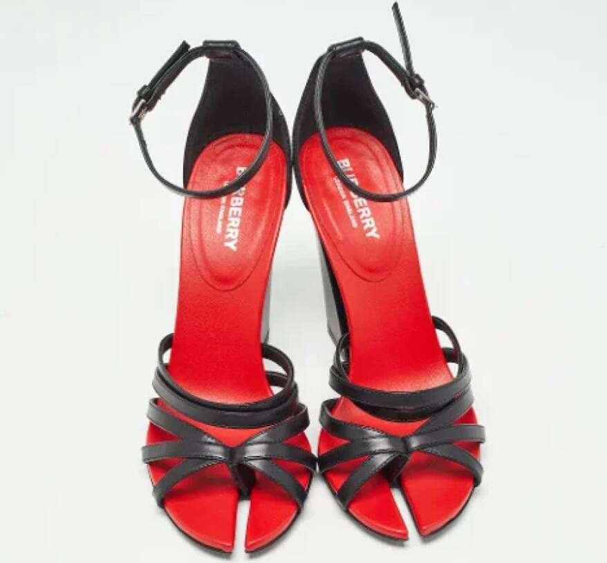 Burberry Vintage Pre-owned Leather sandals Black Dames