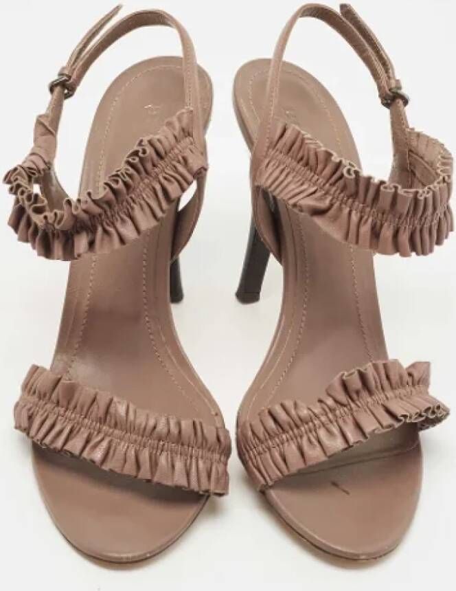 Burberry Vintage Pre-owned Leather sandals Brown Dames