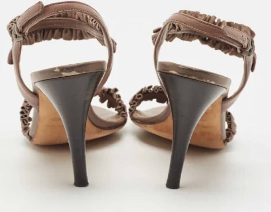 Burberry Vintage Pre-owned Leather sandals Brown Dames