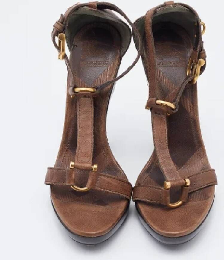 Burberry Vintage Pre-owned Leather sandals Brown Dames