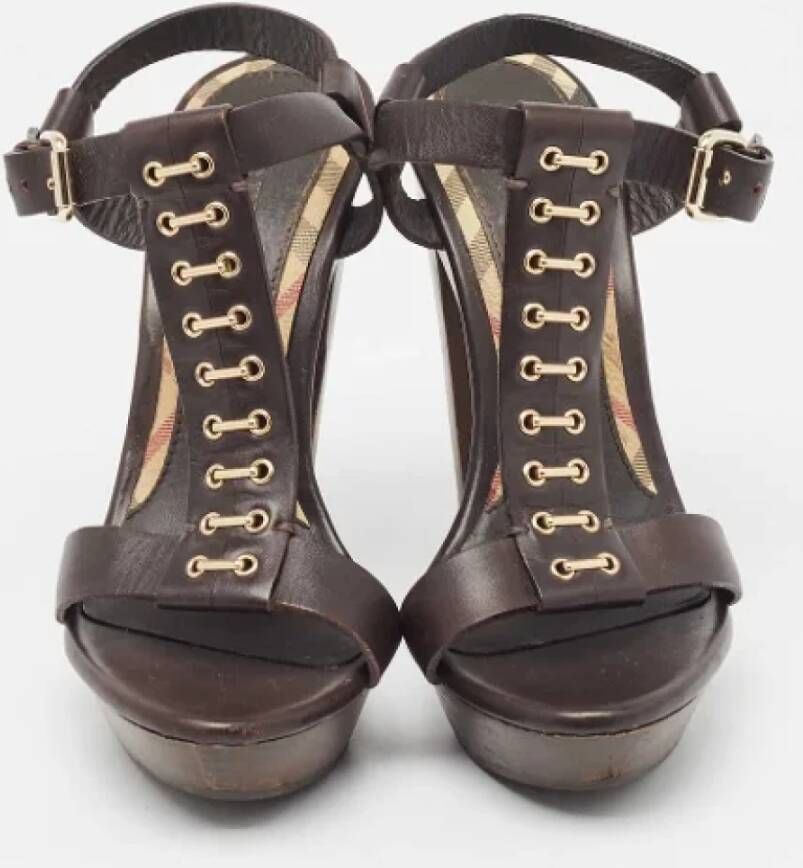 Burberry Vintage Pre-owned Leather sandals Brown Dames