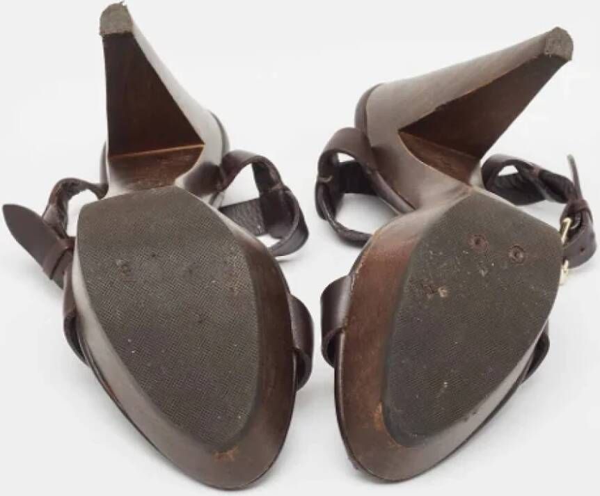 Burberry Vintage Pre-owned Leather sandals Brown Dames