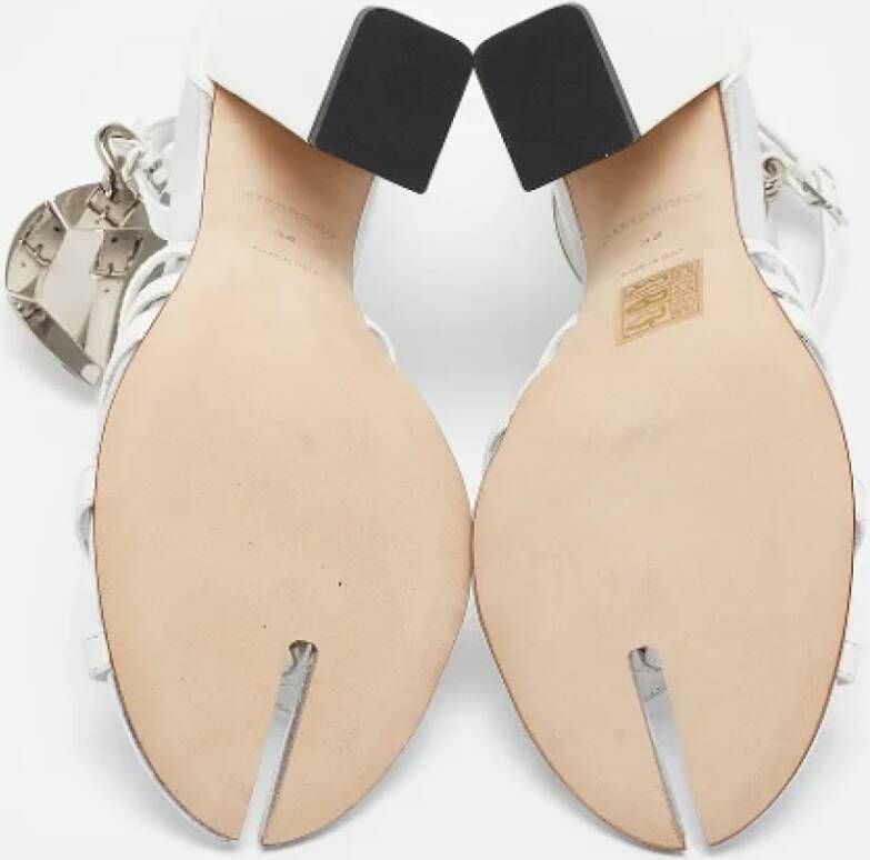 Burberry Vintage Pre-owned Leather sandals White Dames