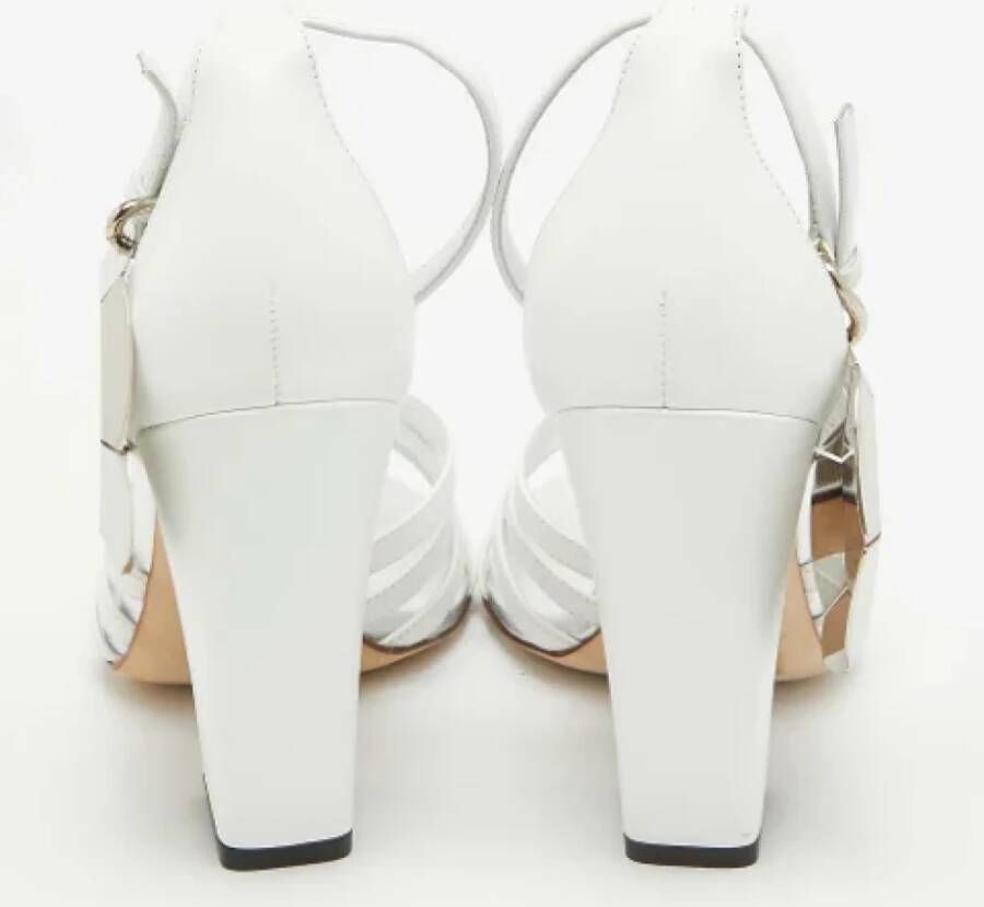 Burberry Vintage Pre-owned Leather sandals White Dames