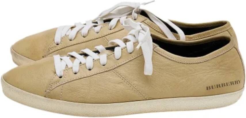 Burberry Vintage Pre-owned Leather sneakers Beige Dames