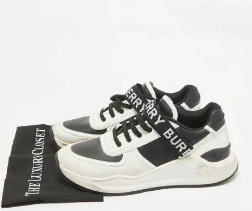 Burberry Vintage Pre-owned Leather sneakers Black Heren