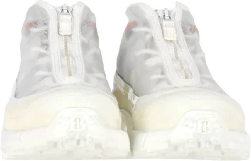 Burberry Vintage Pre-owned Rubber sneakers White Dames