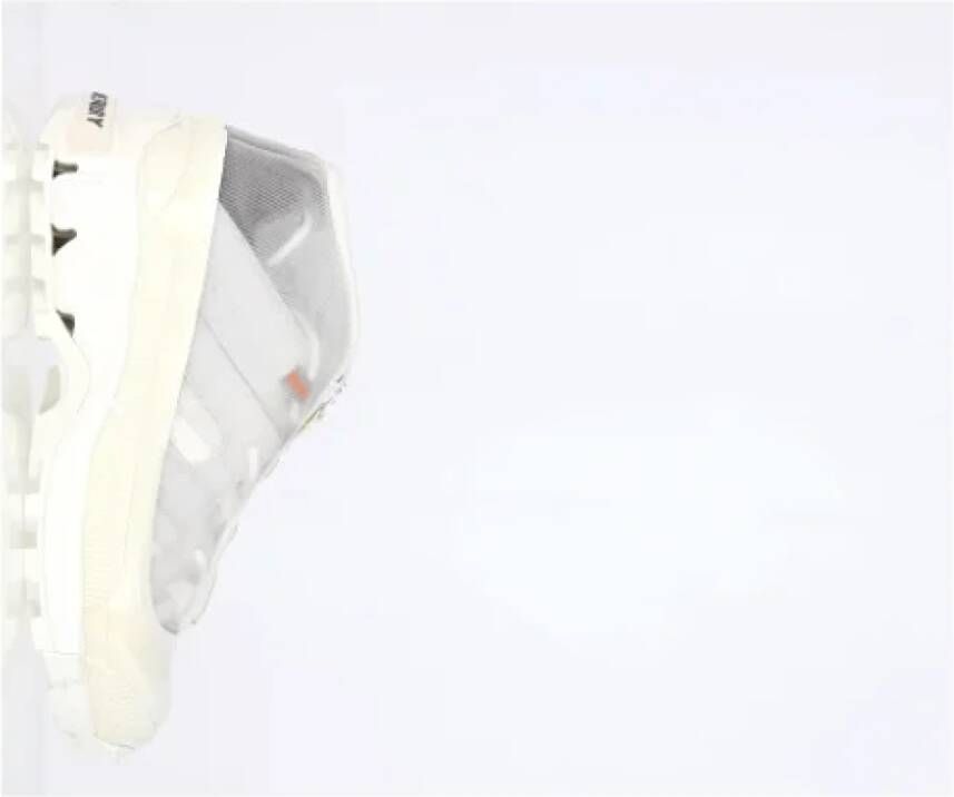 Burberry Vintage Pre-owned Rubber sneakers White Dames