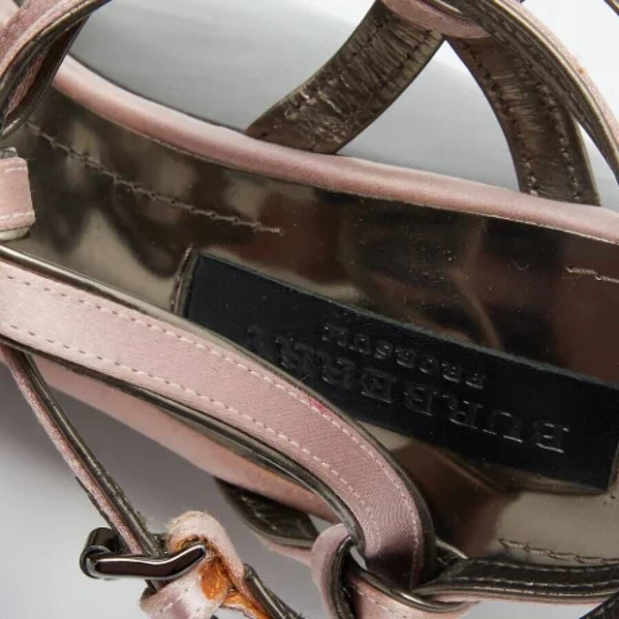 Burberry Vintage Pre-owned Satin sandals Pink Dames