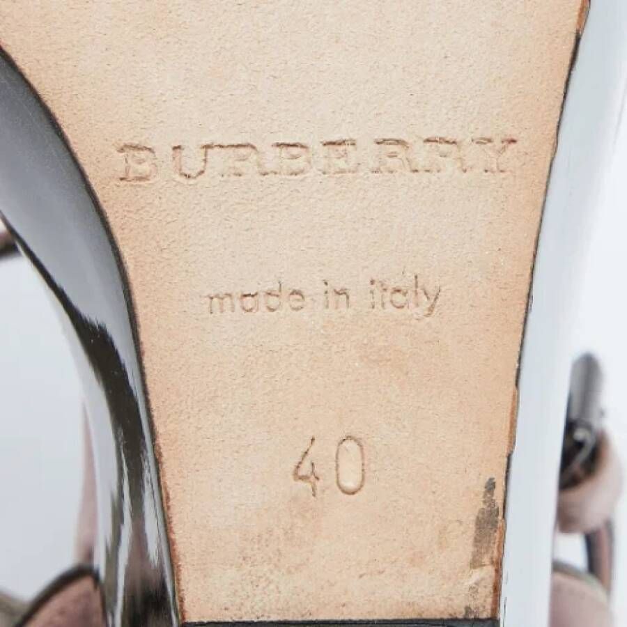 Burberry Vintage Pre-owned Satin sandals Pink Dames