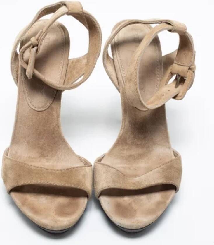 Burberry Vintage Pre-owned Suede sandals Beige Dames