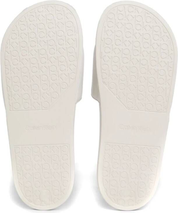 Calvin Klein Beige Flip Flops voor vrouwen Gray Dames