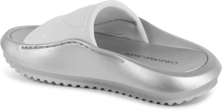 Calvin Klein Beige Slide Sandalen Stijlvol Comfort