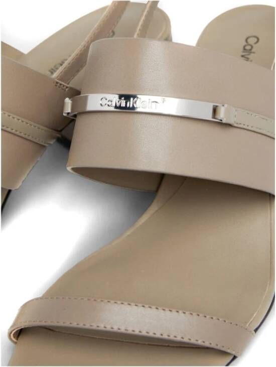 Calvin Klein Grijze Platte Sandaal voor Vrouwen Gray Dames