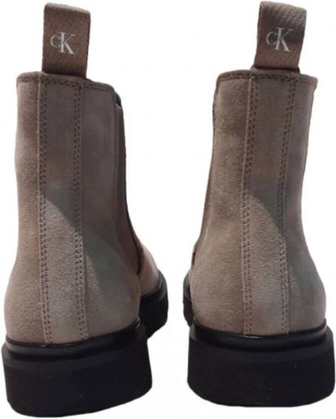 Calvin Klein Stijlvolle Zwarte Suède Chelsea Laarzen Beige Heren