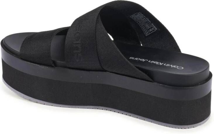 Calvin Klein Zwarte CrossStrap Plateau Sandalen