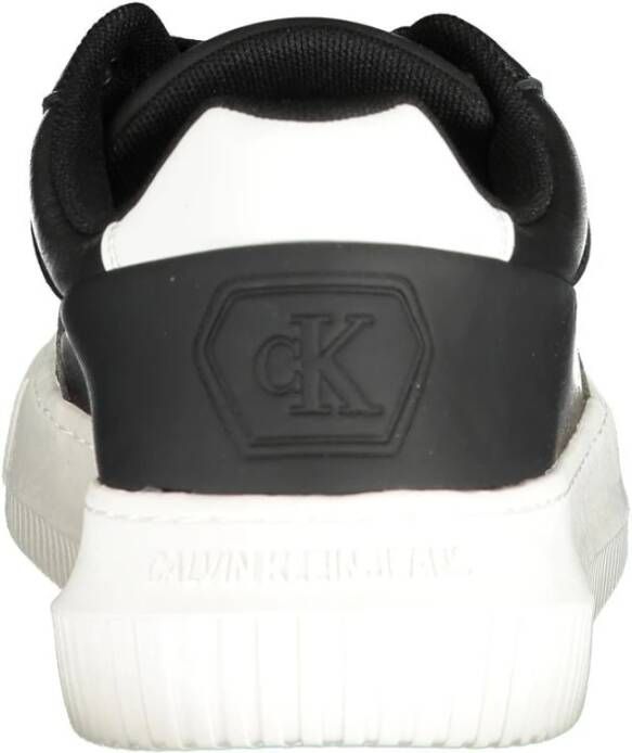 Calvin Klein Zwarte Vetersneakers met Contrastdetails