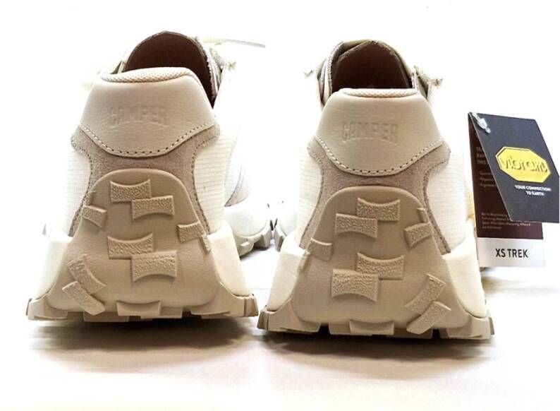 Camper Sportieve Grijze Leren Sneakers met Wit Logo Borduurwerk