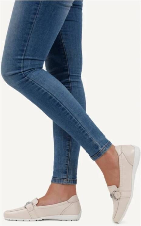 Caprice Beige Gesloten Loafers voor Vrouwen