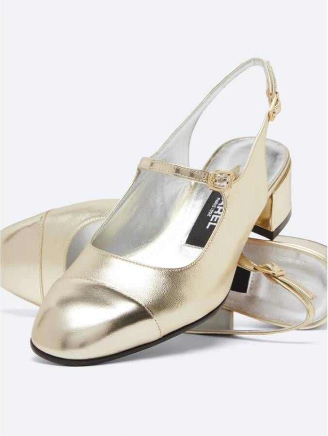 Carel Elegante ballerina met gespband