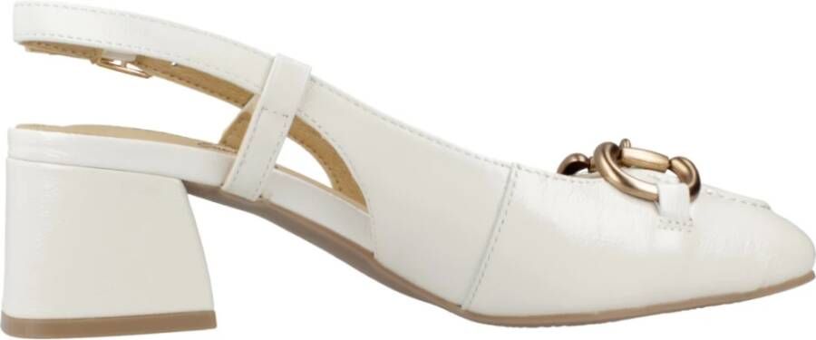 Carmela Klassieke Pumps 161443C Beige Dames