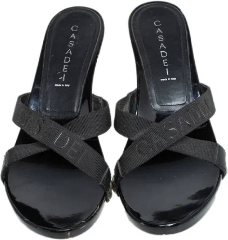 Casadei Pre-owned Fabric sandals Black Dames