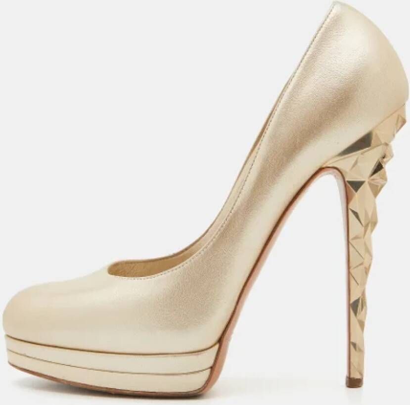 Casadei Pre-owned Leather heels Beige Dames