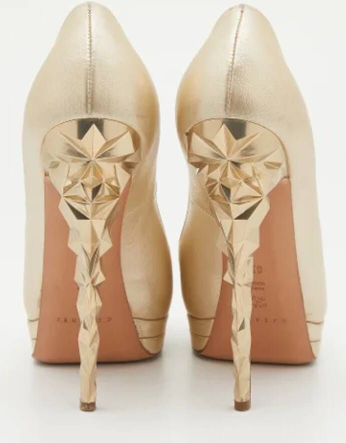 Casadei Pre-owned Leather heels Beige Dames