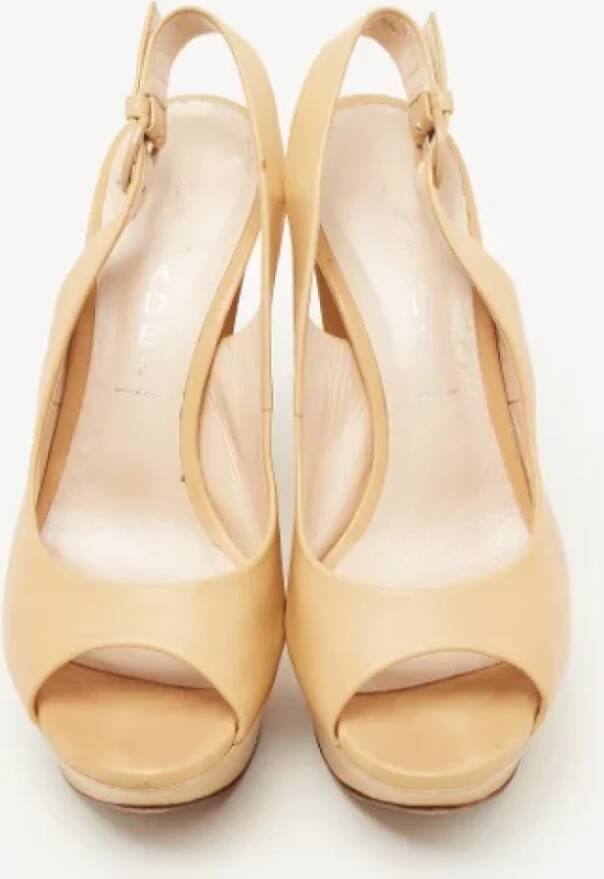 Casadei Pre-owned Leather heels Beige Dames