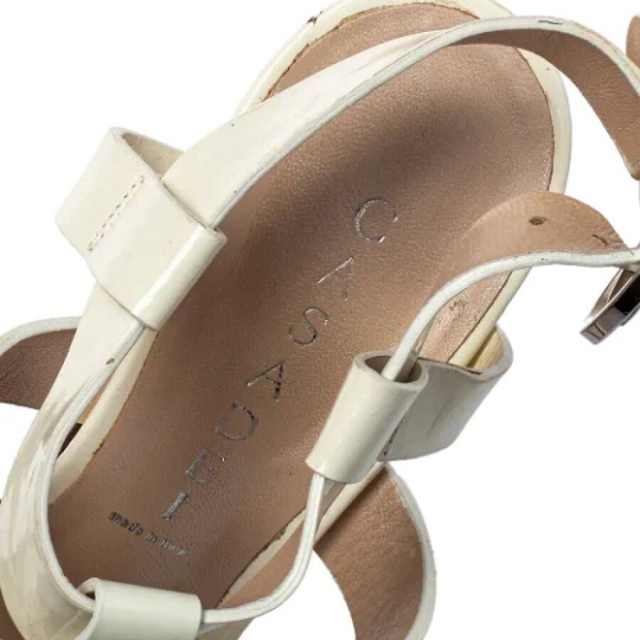 Casadei Pre-owned Leather sandals White Dames