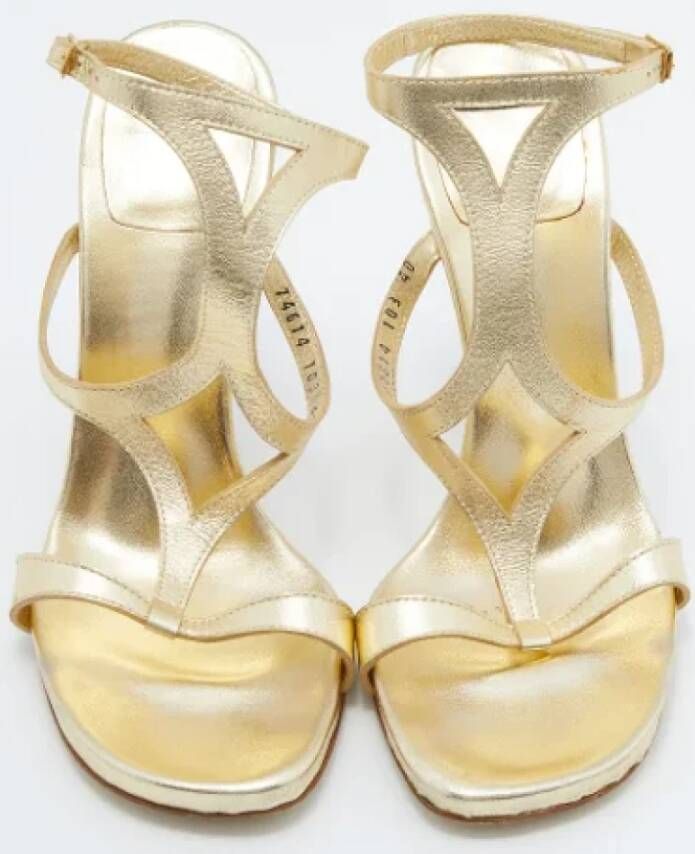 Casadei Pre-owned Leather sandals Yellow Dames