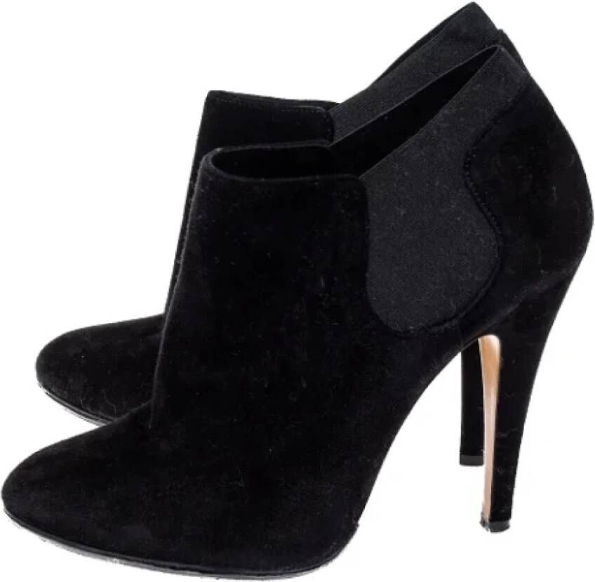 Casadei Pre-owned Suede boots Black Dames