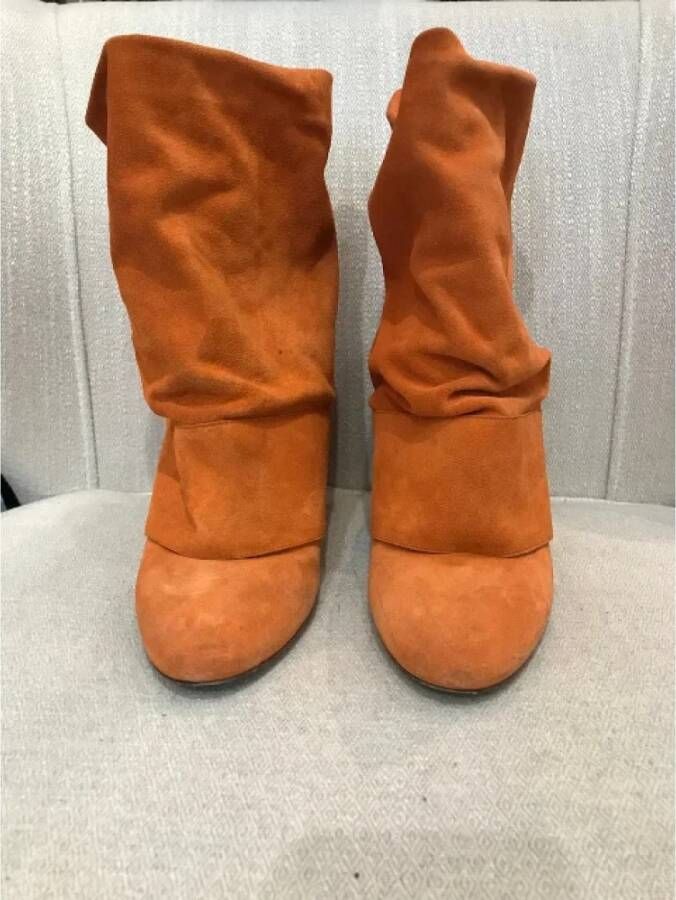 Casadei Pre-owned Suede boots Orange Dames